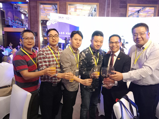 1541140872506436.jpg 中大嶺南學(xué)院CHEMBA-林堅會長及校友-2.jpg